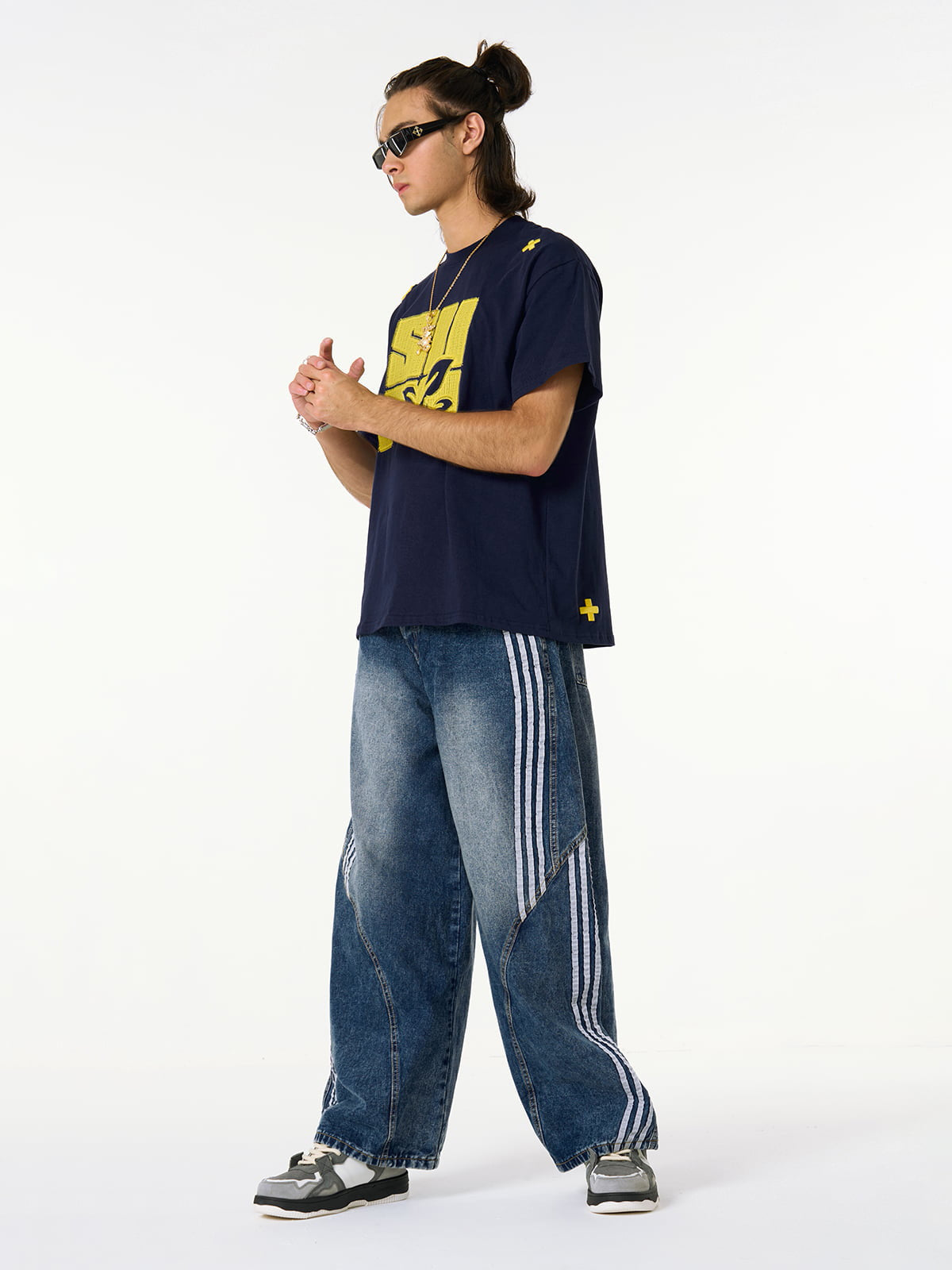 Striped Contrast Stitching Barrel Jeans Wide-Leg Diagonal Detail Relaxed Fit