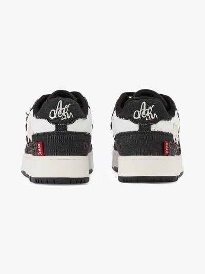 Vintage Star Canvas Skateboard Sneakers with Red Zipper Detail