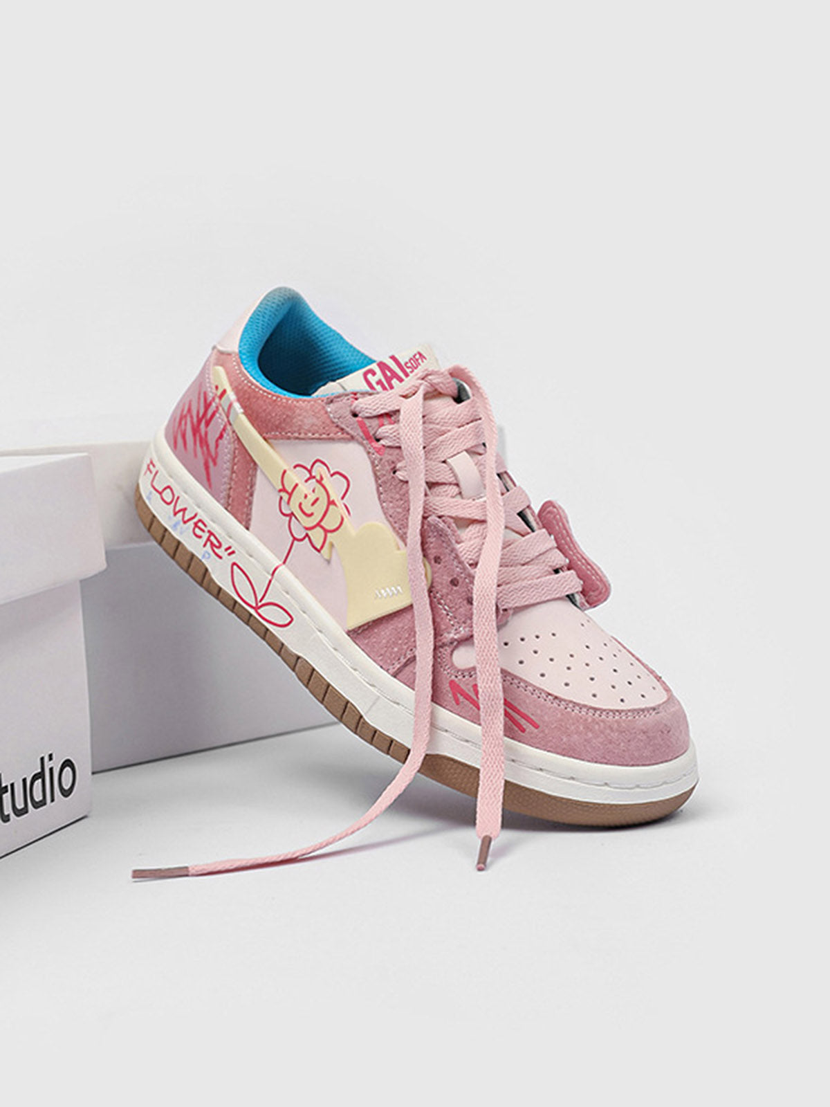 Sunflower Hip-Hop Skate Shoes: Modern Streetwear with Reflective Details and Zipper