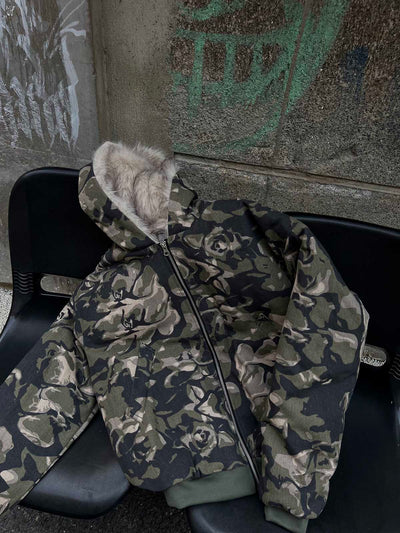 Classic Camouflage Fur-Lined Hooded Cotton Jacket with Detachable Hood